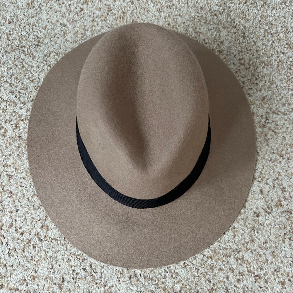 Tan Express panama hat NEVER WORN!